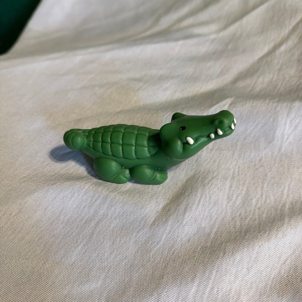 Fisher Price Little People Zoo Ark Dark Green Alligator Crocodile Rare